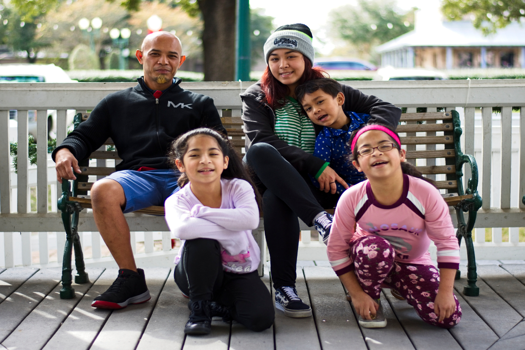 Christmas Family Photos at League City Park
